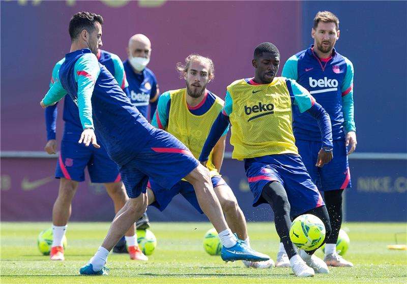 لاعبو برشلونة