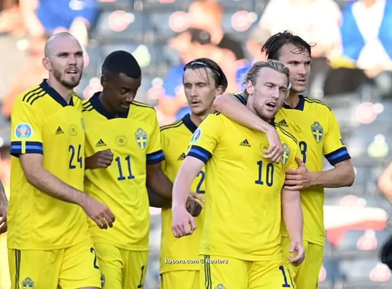 ?i=reuters%2f2021-06-29%2f2021-06-29t194506z_555059154_up1eh6t1iv16e_rtrmadp_3_soccer-euro-swe-ukr-report_reuters