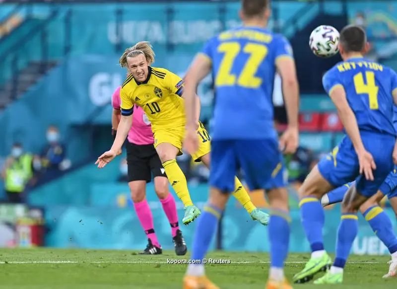 ?i=reuters%2f2021-06-29%2f2021-06-29t202646z_1253943500_up1eh6t1ksk8u_rtrmadp_3_soccer-euro-swe-ukr-report_reuters