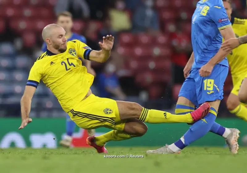 ?i=reuters%2f2021-06-29%2f2021-06-29t210216z_193778182_up1eh6t1mfqaj_rtrmadp_3_soccer-euro-swe-ukr-report_reuters