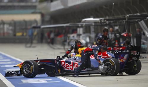 2011-04-162011-04-16t091339z_01_pek40_rtridsp_3_motor-racing-prix_reuters