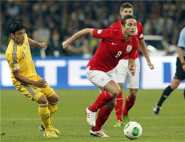 لامبارد امام أوكرانيا