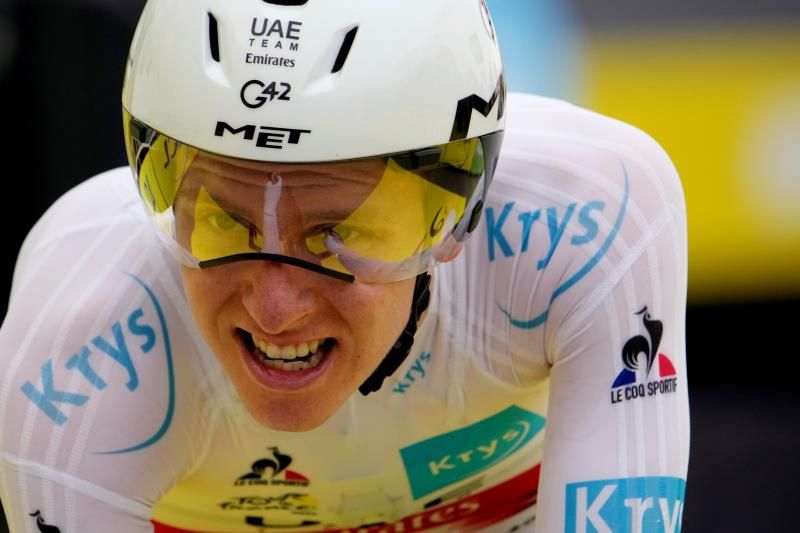 2021-06-30t152647z_59068872_up1eh6u16eiw4_rtrmadp_3_cycling-france_reuters