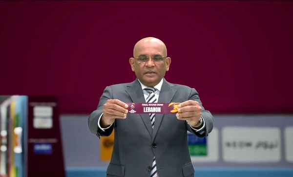 جانب من مراسم القرعة