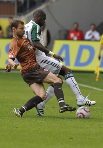 2011-04-162011-04-16t140255z_01_mmm101_rtridsp_3_soccer-germany_reuters