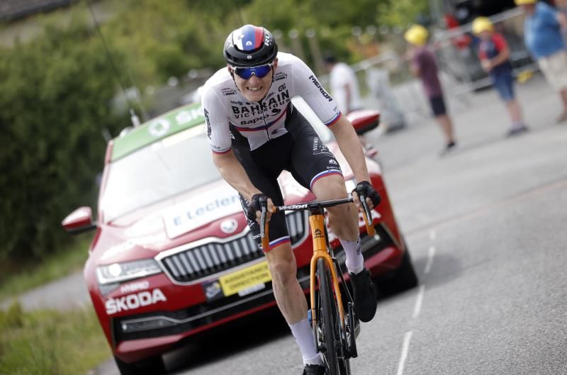 2021-07-02t145022z_1845541596_up1eh72157wep_rtrmadp_3_cycling-france_reuters