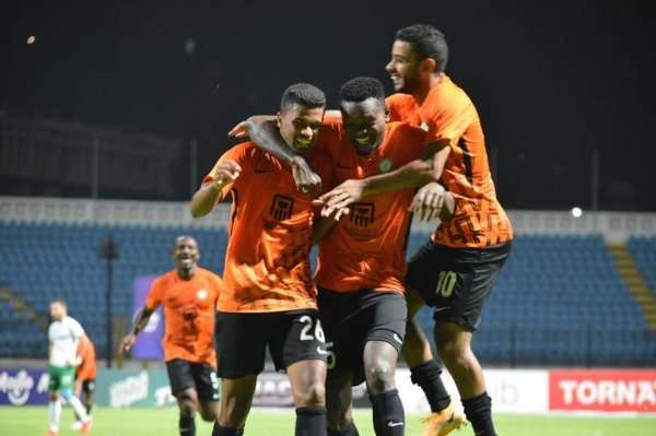 فرحة لاعبي البنك الأهلي