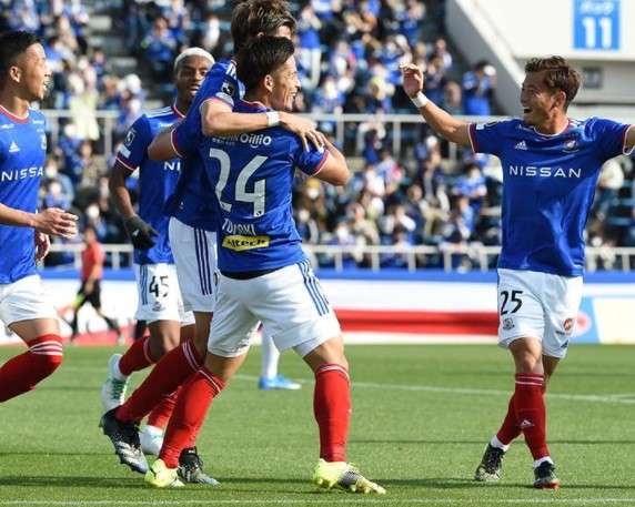 من الدوري الياباني