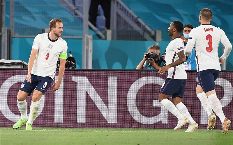 إنجلترا ضد أوكرانيا