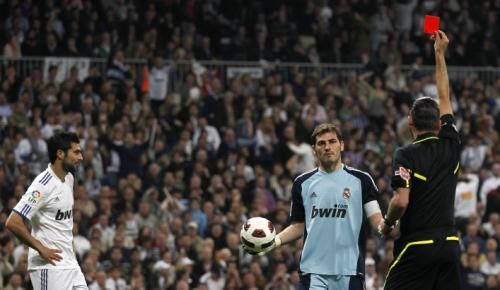 2011-04-162011-04-16t213211z_01_mad719_rtridsp_3_soccer-spain-clasico_reuters