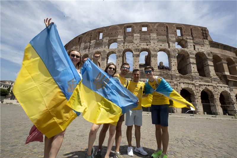 مشجعو أوكرانيا في إيطاليا - أرشيفية