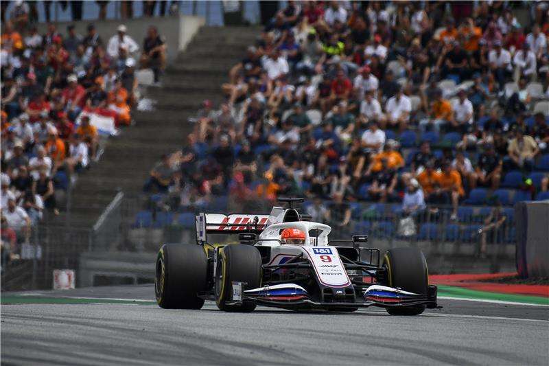 نيكيتا مازبين