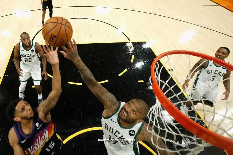 ?i=reuters%2f2021-07-07%2f2021-07-07t052629z_1966056414_mt1usatoday16377432_rtrmadp_3_nba-finals-milwaukee-bucks-at-phoenix-suns_reuters