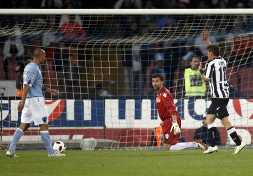 2011-04-172011-04-17t205906z_01_gsp11_rtridsp_3_soccer-italy_reuters