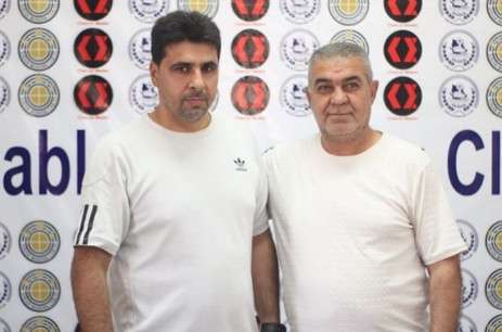 عمار الشمالي (يسار)