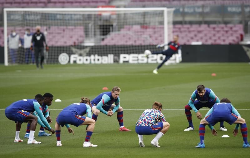 لاعبو برشلونة 