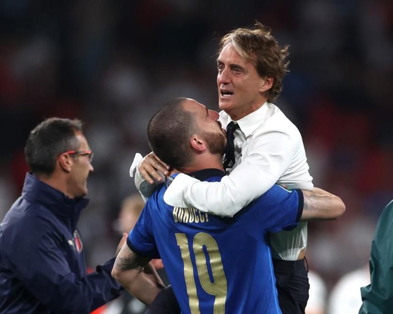 مانشيني مع بونوتشي