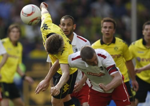 2011-04-172011-04-17t163705z_01_ina16_rtridsp_3_soccer-germany_reuters