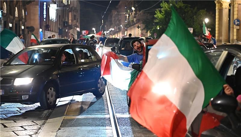 من الاحتفالات 