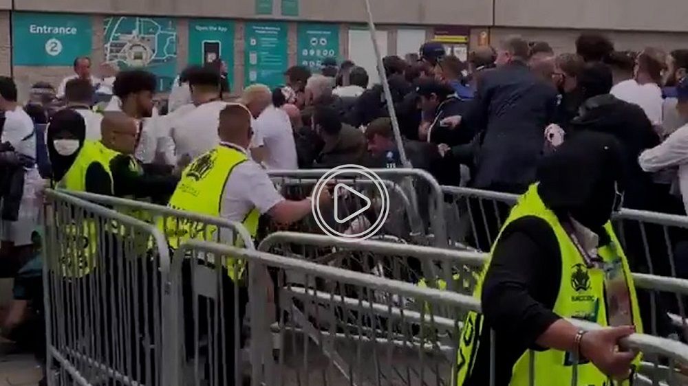 الجماهير الإنجليزية