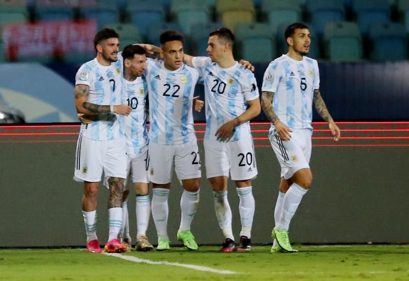 لاعبو الأرجنتين