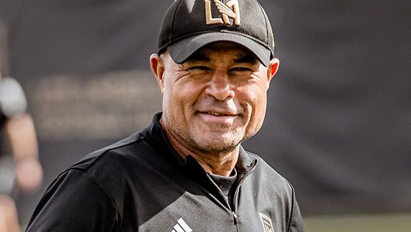 زكي عبد الفتاح 