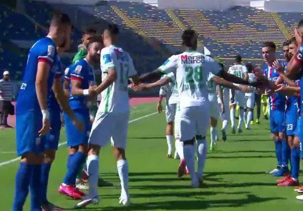 الممر الشرفي قبل اللقاء