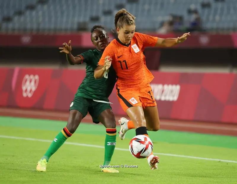 ?i=albums%2fmatches%2f2551290%2f2021-07-21t124858z_297881791_sp1eh7l0zlhhp_rtrmadp_3_olympics-2020-fbl-w-team11-gpf-000200_reuters