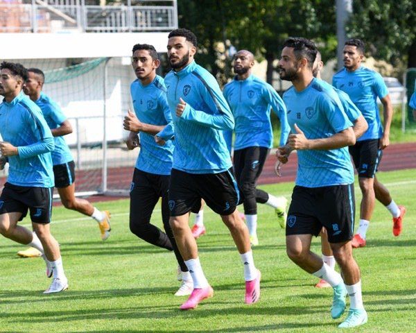 لاعبو الفتح