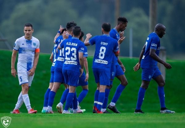 لاعبو الهلال