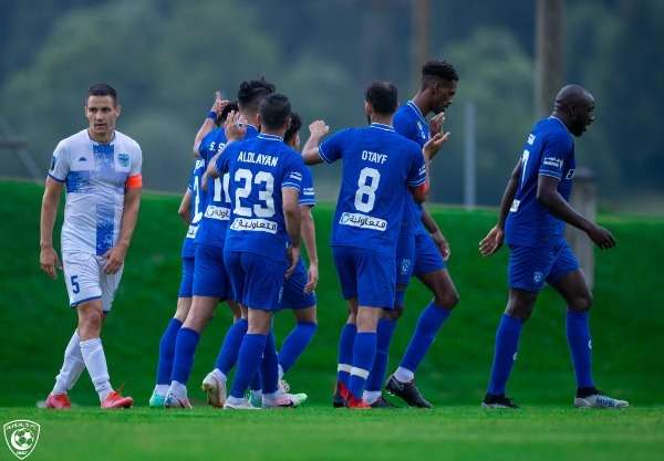 لاعبو الهلال