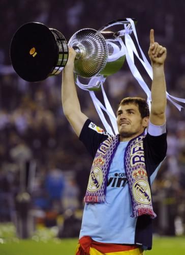 2011-04-202011-04-20t234933z_01_bar43_rtridsp_3_soccer-spain-cup_reuters