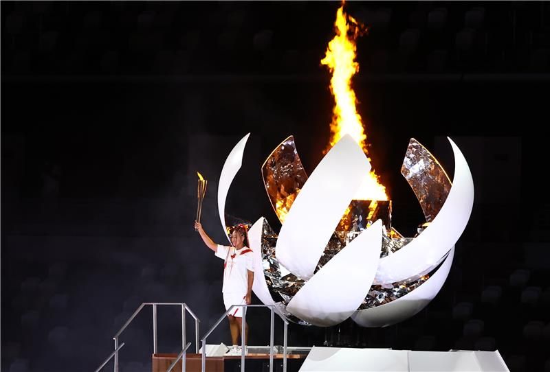 نعومي أوساكا 