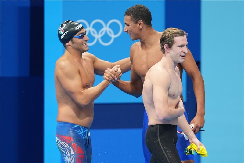 الحفناوي على منصة التتويج