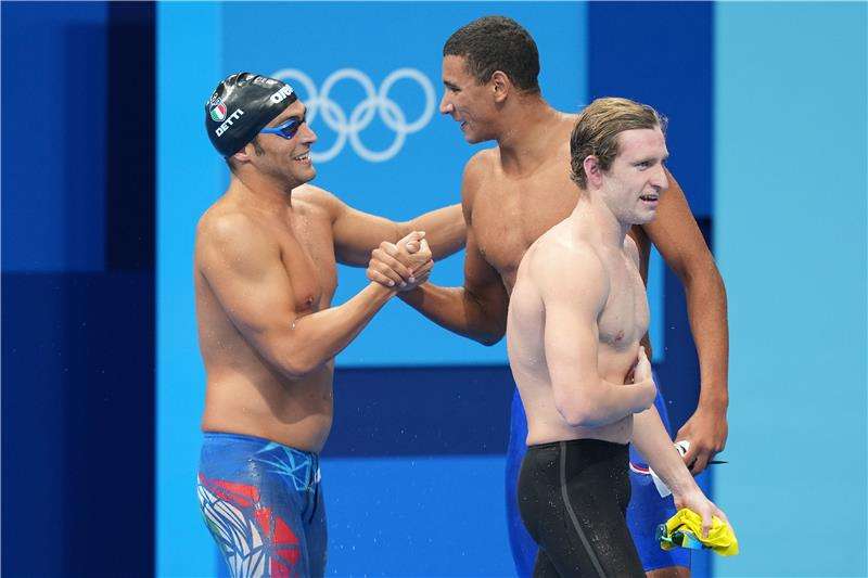 الحفناوي على منصة التتويج