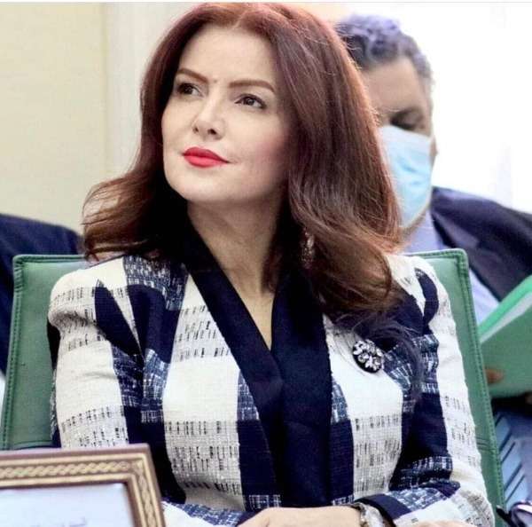 وزيرة الرياضة سهام العيادي