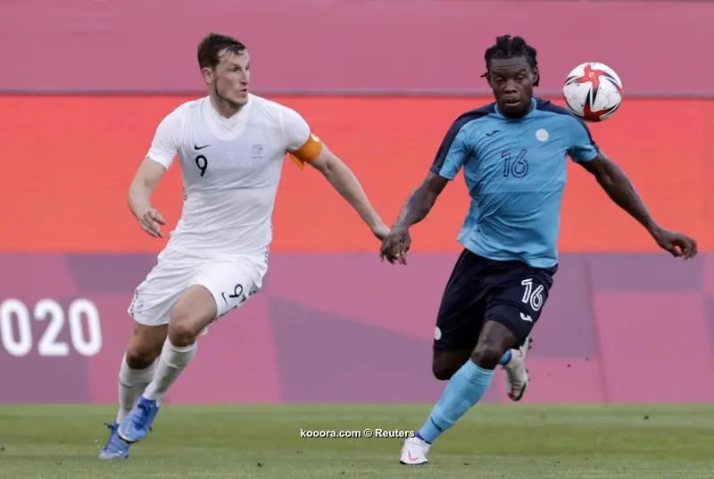 ?i=reuters%2f2021-07-25%2f2021-07-25t093002z_2051944370_sp1eh7p0qdzd1_rtrmadp_3_olympics-2020-fbl-m-team11-gpb-000300_reuters