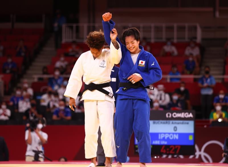 اليابانية ابي يوتا