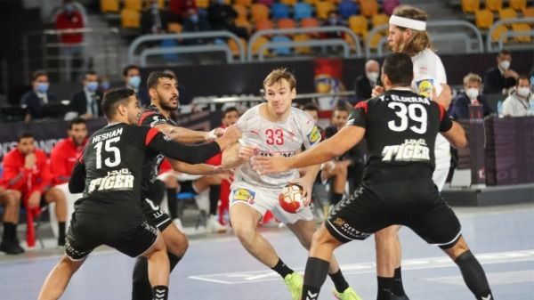 من مباراة سابقة بين مصر والدنمارك