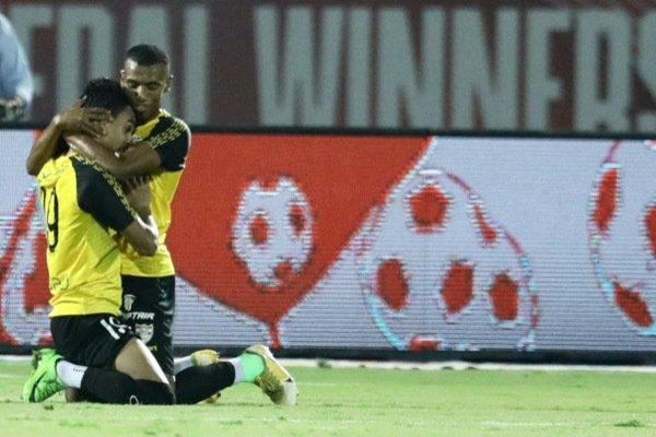 لاعبو الإنتاج الحربي 