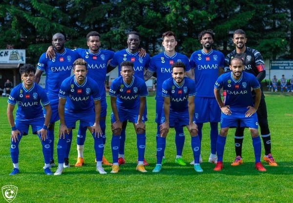 لاعبو الهلال