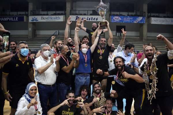 من تتويج فريق الرياضي