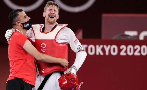 فارس العساف والشرباتي