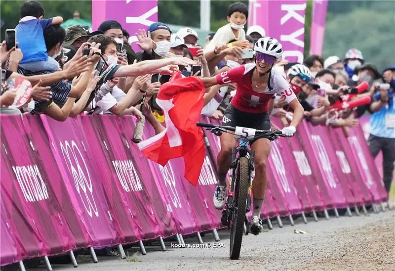 ?i=epa%2fathletics%2f2021-07%2f2021-07-27-09369156_epa