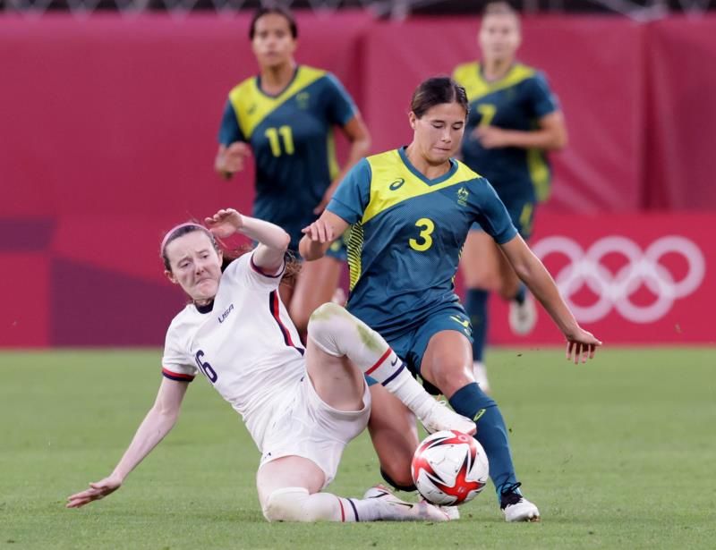 2021-07-27t094008z_1269939251_sp1eh7r0qus11_rtrmadp_3_olympics-2020-fbl-w-team11-gpg-000600_reuters