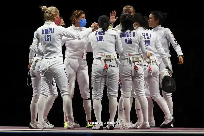 ?i=reuters%2f2021-07-27%2f2021-07-27t115355z_408045526_sp1eh7r0x1t27_rtrmadp_3_olympics-2020-fen-w-teamepee-fnl-000100_reuters