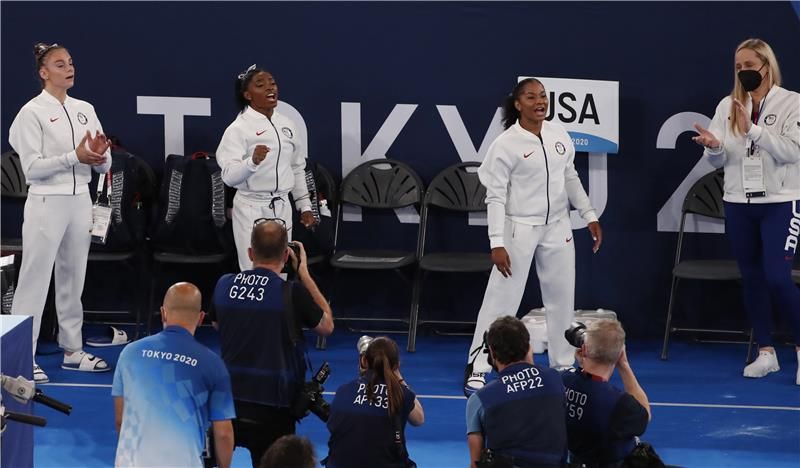 سيمون بايلز