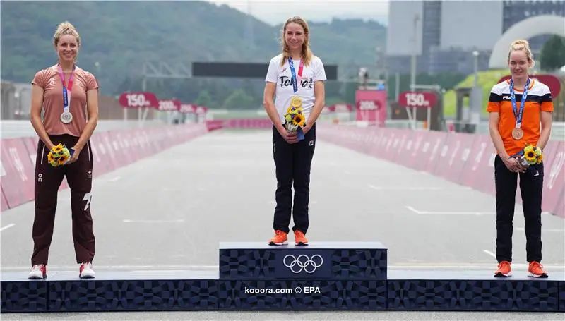 ?i=epa%2fathletics%2f2021-07%2f2021-07-28-09372446_epa