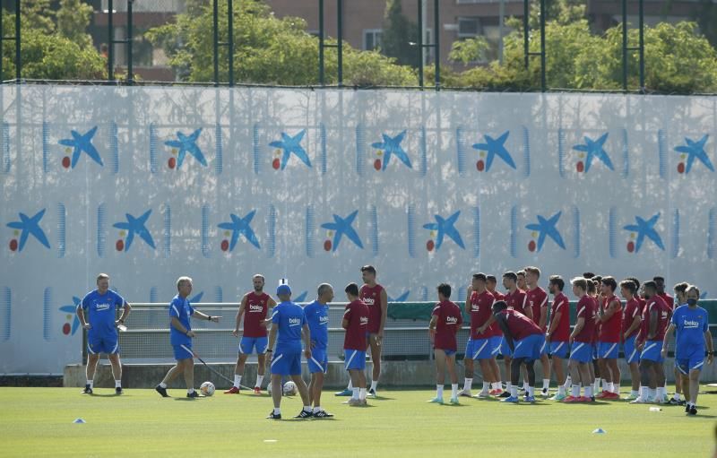 لاعبو برشلونة