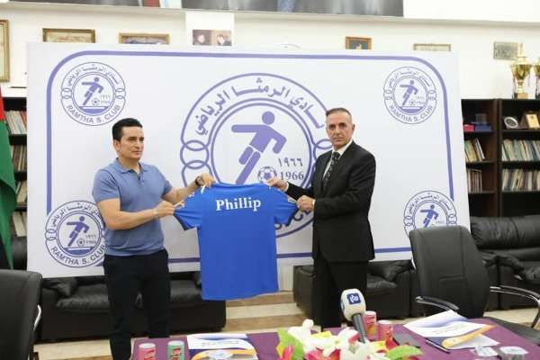 من توقيع العقد